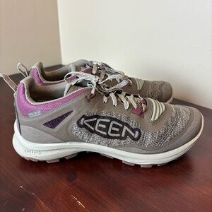 Keen Women's Terradora Flex Low Height Waterproof Hiking Shoes Tan Size 7.5 NEW